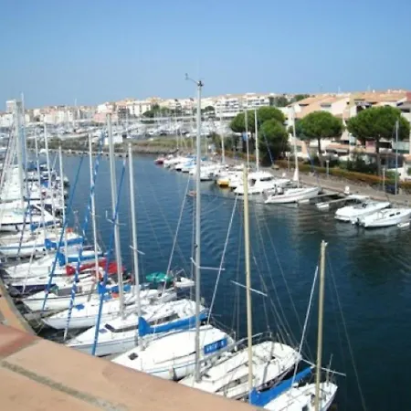 Studio Cap D'agde, 1 Pièce, 4 Personnes - Fr-1-607-111 * Agde