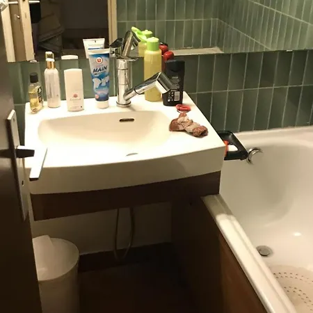 Studio Cap D'agde, 1 Pièce, 4 Personnes - Fr-1-607-111 Appartement